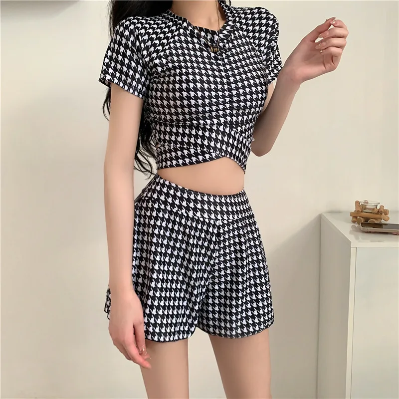 2022 Korean Style Sexy Plaid Swimsuit Two Pieces Women Bikini Set Push Up Swimsuit Beach Summer Bandage Swimwear Swimming Skirt
2022 Korean Style Sexy Plaid Swimsuit Two Pieces Women Bikini Set Push Up Swimsuit Beach Summer Bandage Swimwear Swimming Skirt