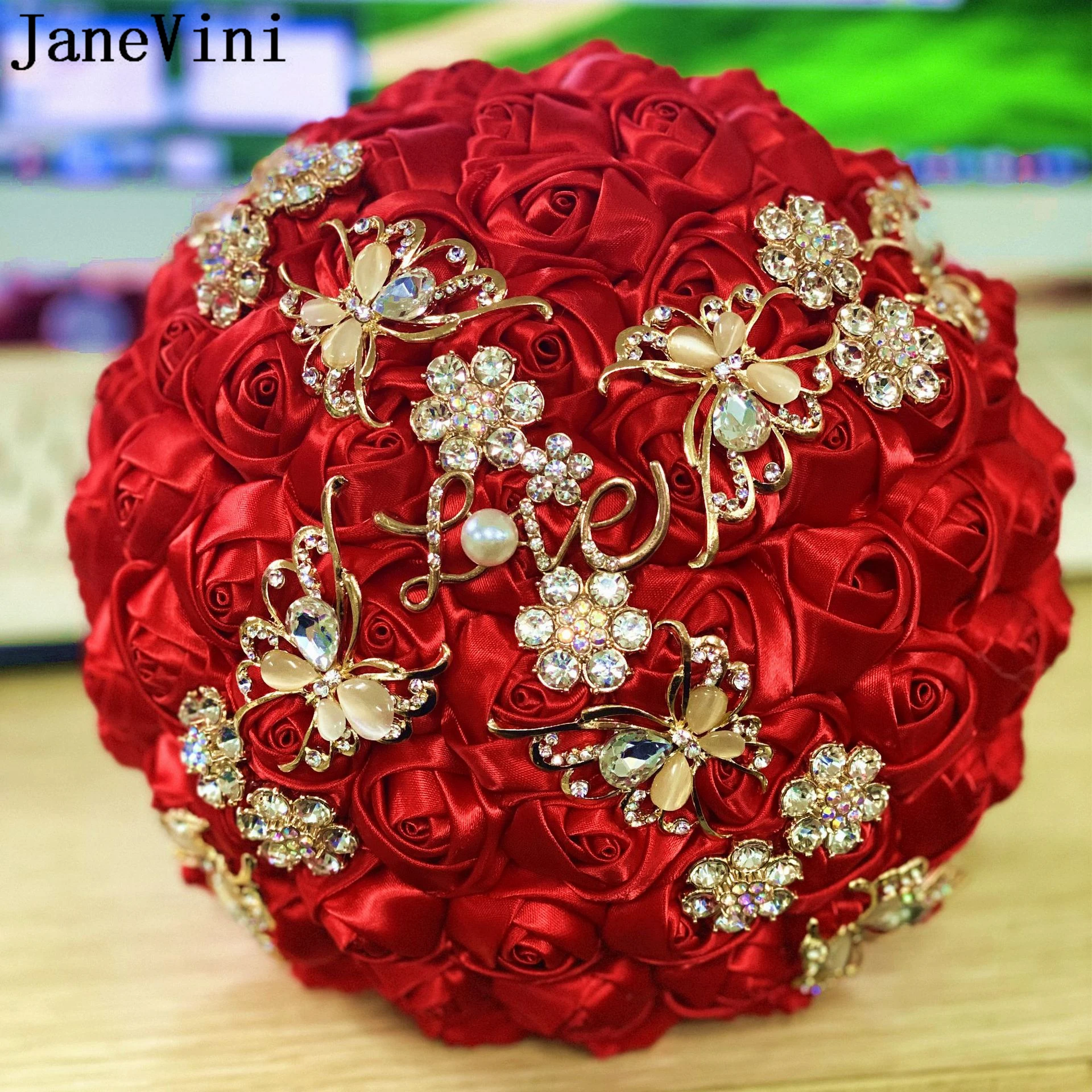 

JaneVini Luxury Pearls Wedding Bouquet for Bride Crystal Diamond Satin Bridal Holding Flowers Hand Bouquets Buque De Noiva Luxo