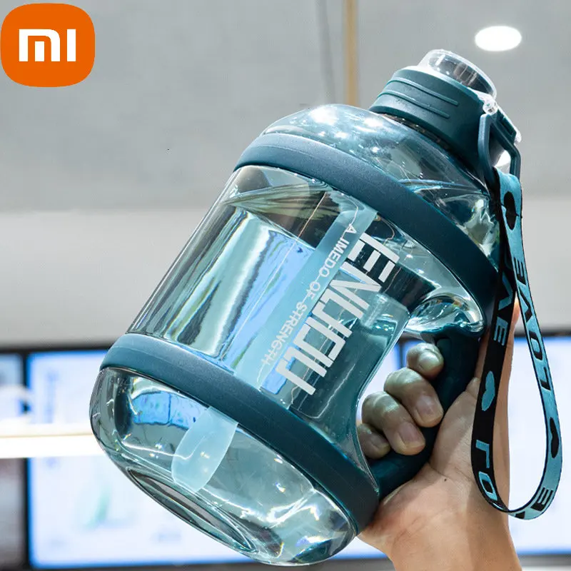 Xiaomi 2 литра бутылка для воды большая емкость спортивная квадратная спортивная чашка для воды тонна чашка-ведро портативная большая бутылка для воды
Xiaomi 2 литра бутылка для воды большая емкость спортивная квадратная спортивная чашка для воды тонна чашка-ведро портативная большая бутылка для воды