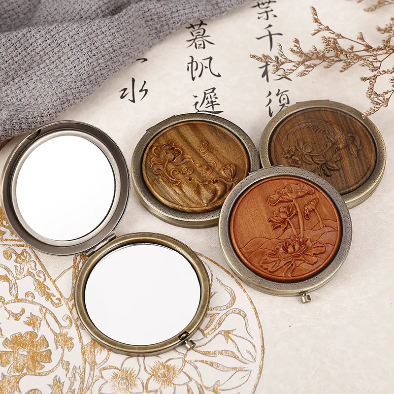 Wooden Carving Cosmetic Mirror Portable Makeup Mirror Compact Mirror Pocket Folding Brass Vintage Mini Hand Hold Girls Beauty
Wooden Carving Cosmetic Mirror Portable Makeup Mirror Compact Mirror Pocket Folding Brass Vintage Mini Hand Hold Girls Beauty
