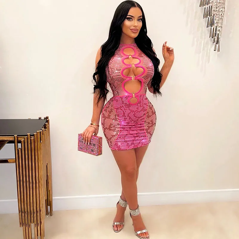Sexy Sparkly Diamond Rhinestones Birthday Dress Woman Night Party Club Mini Dress Metal Ring Hollow Out Bandage Short Dress gown
Sexy Sparkly Diamond Rhinestones Birthday Dress Woman Night Party Club Mini Dress Metal Ring Hollow Out Bandage Short Dress gown