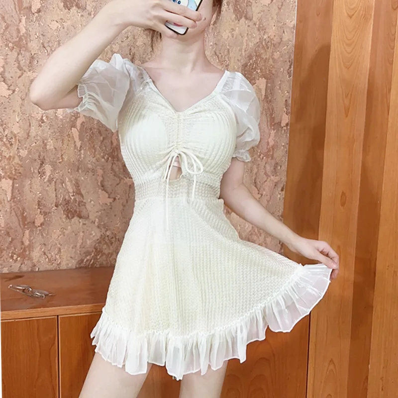 2023 New Korean Swimwear Vintage Mesh Dress Sexy Off Shoulder Slim Fit Lace up Dress Hot Spring Beach Swimwear 
2023 New Korean Swimwear Vintage Mesh Dress Sexy Off Shoulder Slim Fit Lace up Dress Hot Spring Beach Swimwear