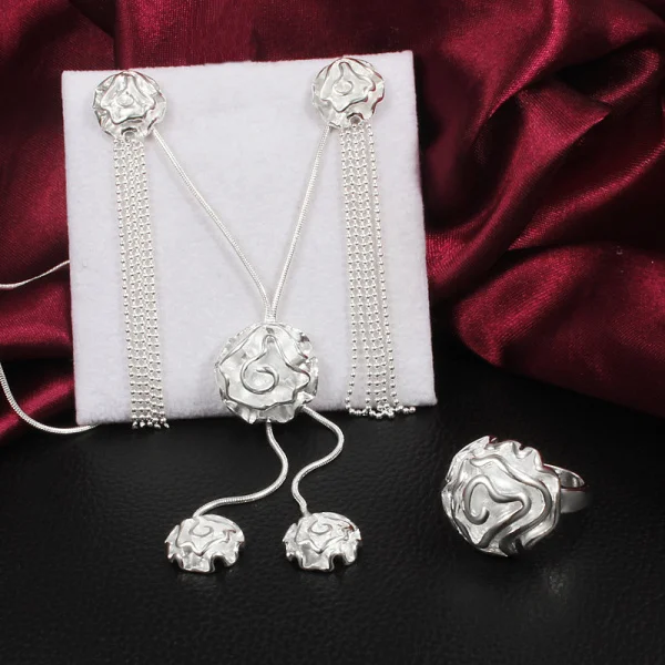 Charm 925 Sterling Silver beautiful rose flower necklace earrings rings for women Jewelry set fashion Party wedding Holiday gift
Charm 925 Sterling Silver beautiful rose flower necklace earrings rings for women Jewelry set fashion Party wedding Holiday gift