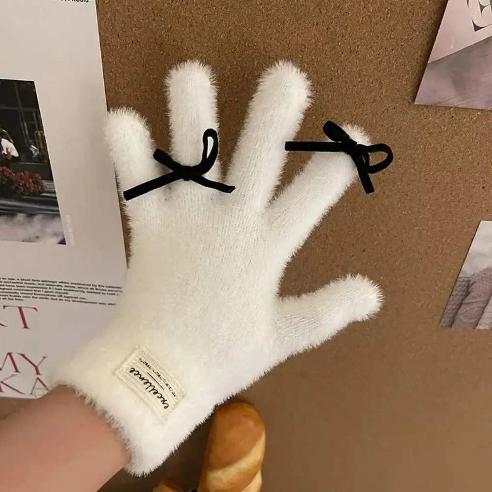 Y2K Winter Mittens New Warm Thickened Touch Screen Gloves Windproof Thermal Non-slip Gloves Winter
Y2K Winter Mittens New Warm Thickened Touch Screen Gloves Windproof Thermal Non-slip Gloves Winter