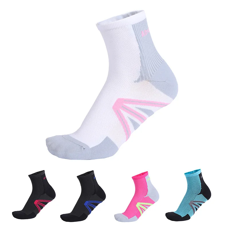 Sport Basketball Running Ankle Socks for Men Women Outdoor Elite Low Cut Wicking Breathable Athletic Cushion Short Quarter Socks
Sport Basketball Running Ankle Socks for Men Women Outdoor Elite Low Cut Wicking Breathable Athletic Cushion Short Quarter Socks
