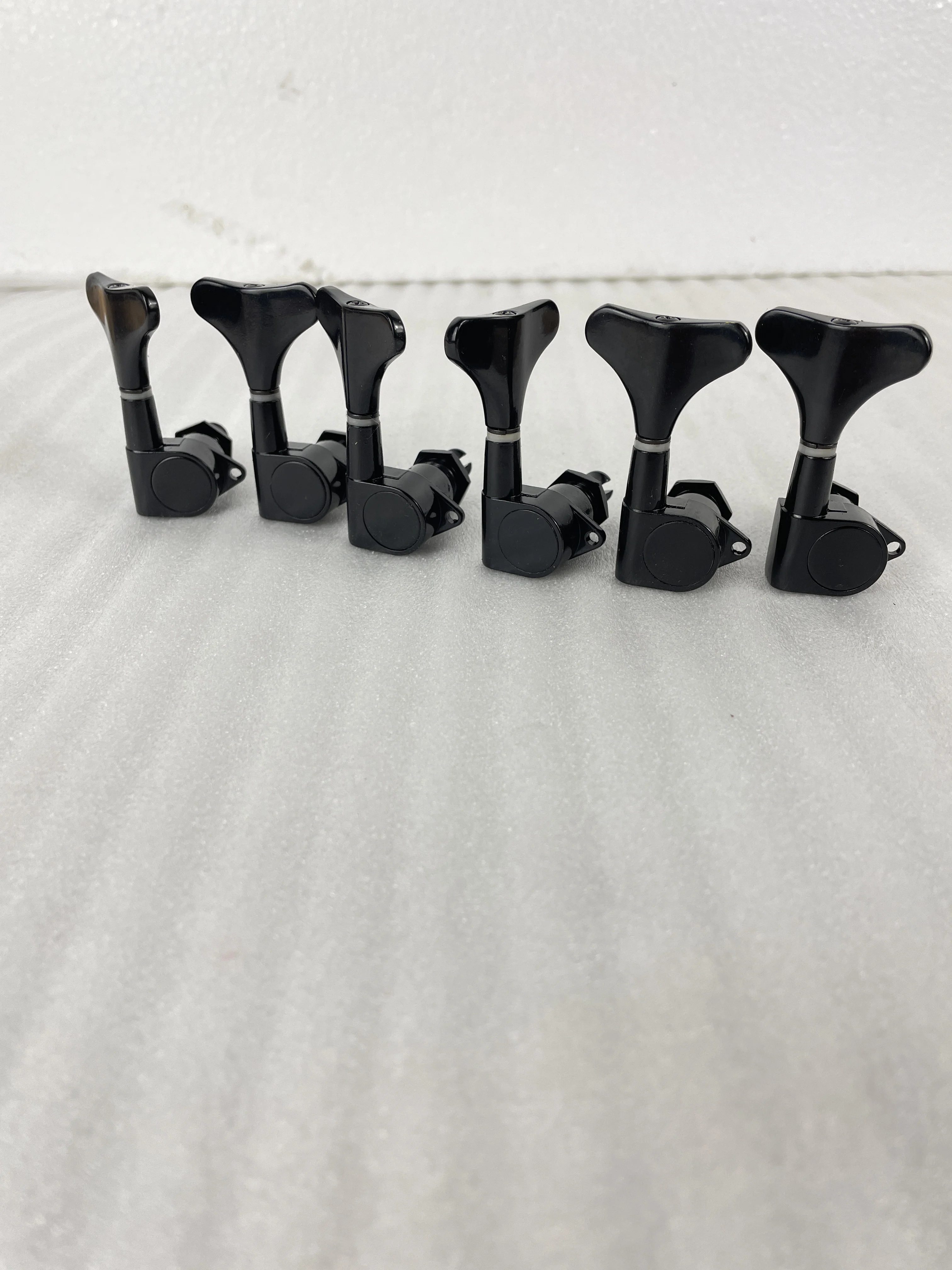 Ретро тюнер для гитары, тюнер, тюнер, аксессуары, тюнер, тюнер, черный 
Ретро тюнер для гитары, тюнер, тюнер, аксессуары, тюнер, тюнер, черный