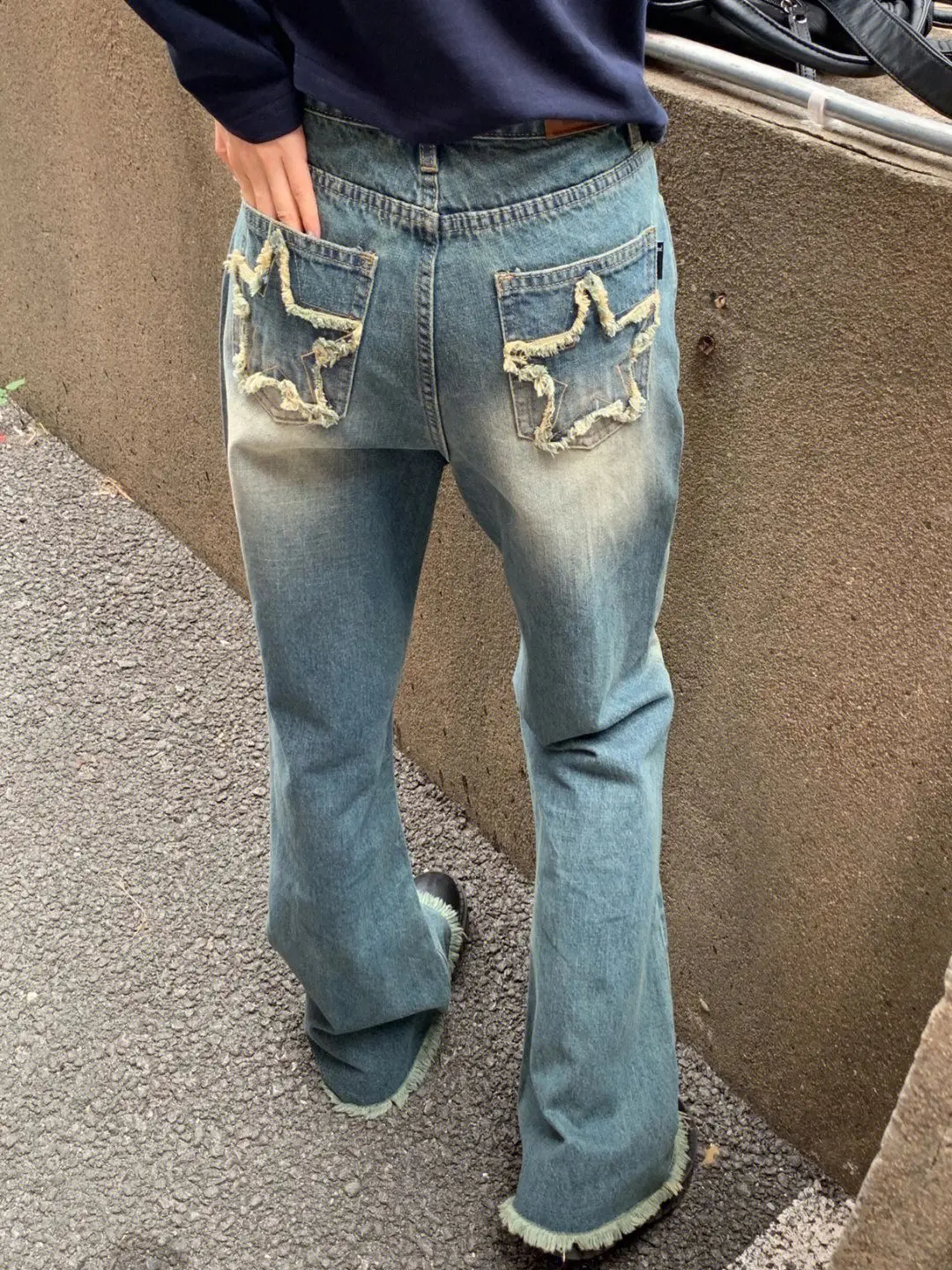 Women's Blue Wide Leg Jeans Star Pocket Vintage Straight Pants High Waist Baggy Streetwear Casual ropa 2000s jeans y2k trousers
Women's Blue Wide Leg Jeans Star Pocket Vintage Straight Pants High Waist Baggy Streetwear Casual ropa 2000s jeans y2k trousers