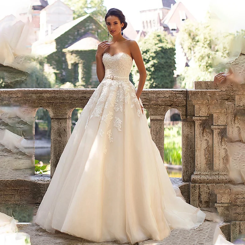 Sweetheart with Beads A Line Sweep Train Champagne Wedding Dresses Romantic Bridal Gowns Vintage Lace Vestido De Novia
Sweetheart with Beads A Line Sweep Train Champagne Wedding Dresses Romantic Bridal Gowns Vintage Lace Vestido De Novia