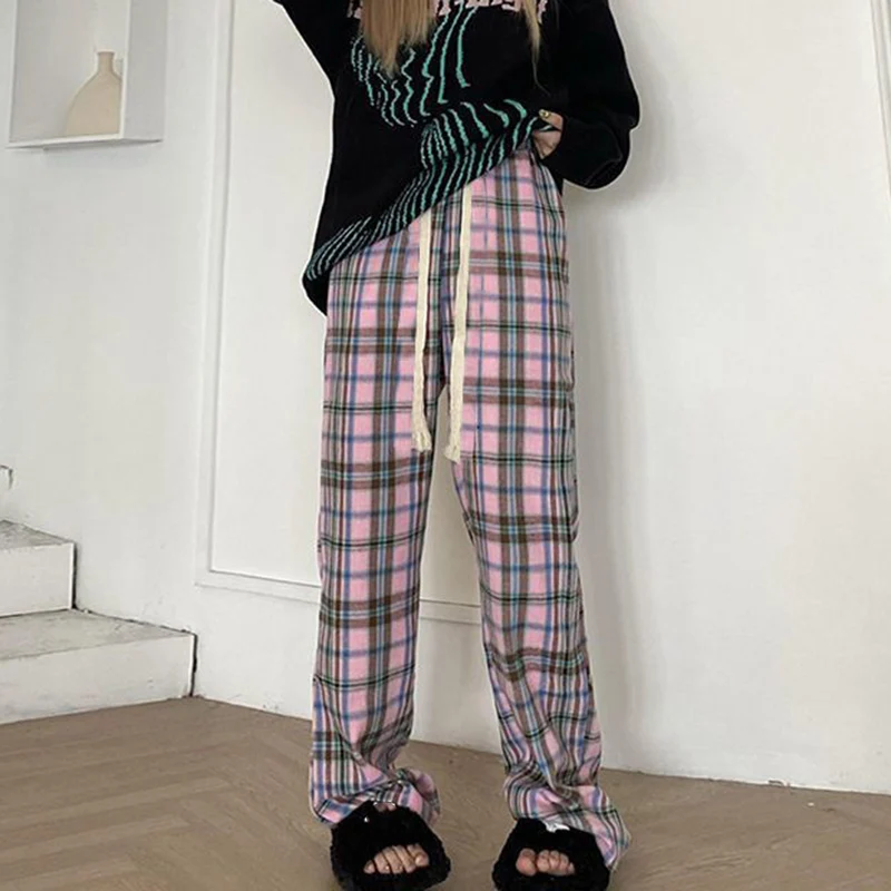 Korean Fashion Pink Plaid Pants for Women 2023 High Waist Loose Wide Leg Pants Woman Streetwear Y2K Straight Trousers Female
Korean Fashion Pink Plaid Pants for Women 2023 High Waist Loose Wide Leg Pants Woman Streetwear Y2K Straight Trousers Female