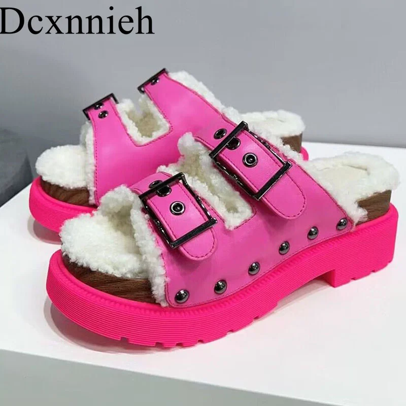 New Genuine Leather Thick Heels Anti slip Fur Slippers Women Belt Buckle Decor Slides Autumn winter Wool Lining Warm Sandals
New Genuine Leather Thick Heels Anti slip Fur Slippers Women Belt Buckle Decor Slides Autumn winter Wool Lining Warm Sandals