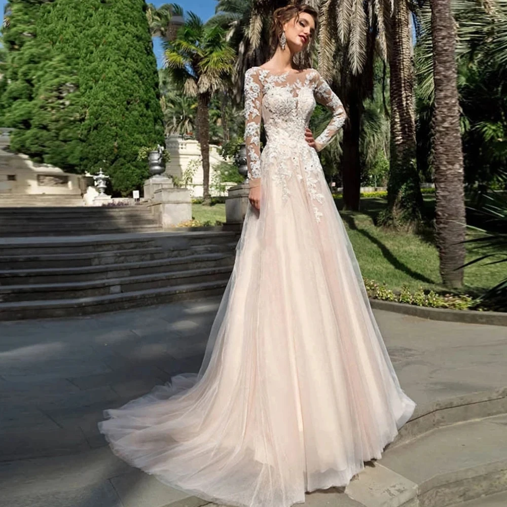 2023 Boho Long Sleeves O-Neck Lace Appliques Wedding Dress A-Line Lace-Up Back Beach Party Bridal Gown Robe de mariée Custom
2023 Boho Long Sleeves O-Neck Lace Appliques Wedding Dress A-Line Lace-Up Back Beach Party Bridal Gown Robe de mariée Custom