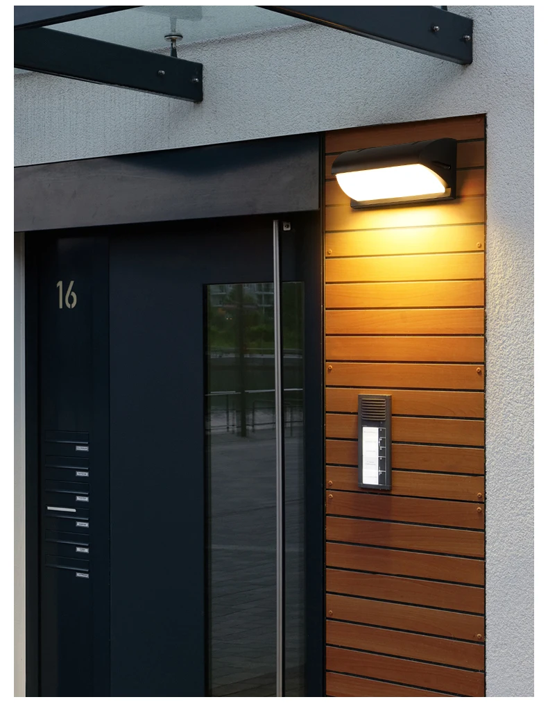 Outdoor wall mounted LED light waterproof design