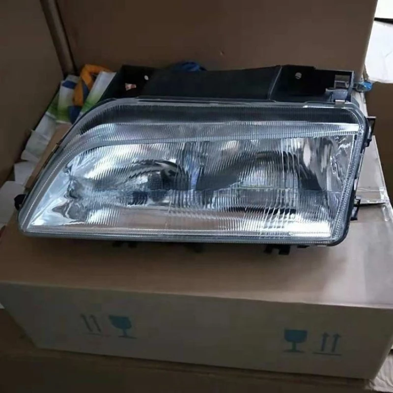 1999 Head lamp/light for Citroen Xantia R88205035 L88205034 R086925 L086924 R6205R9 L6204R9
1999 Head lamp/light for Citroen Xantia R88205035 L88205034 R086925 L086924 R6205R9 L6204R9