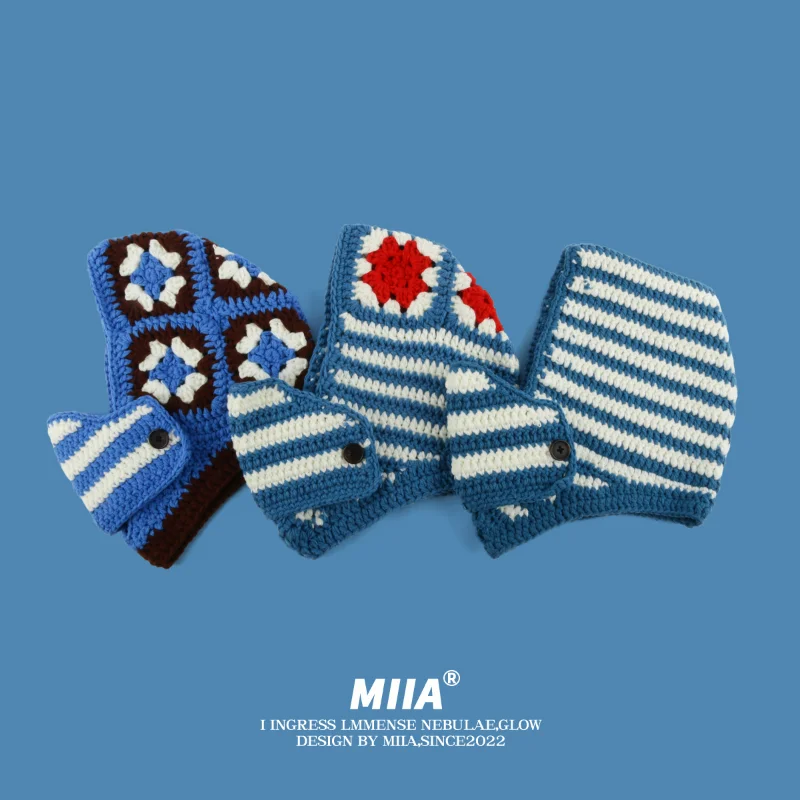 2022 Winter Bomber Hat Grandmother Grid Flower Striped Balaclava Mask Integrated Spring and Autumn Warm Knitted Women's Hats
2022 Winter Bomber Hat Grandmother Grid Flower Striped Balaclava Mask Integrated Spring and Autumn Warm Knitted Women's Hats