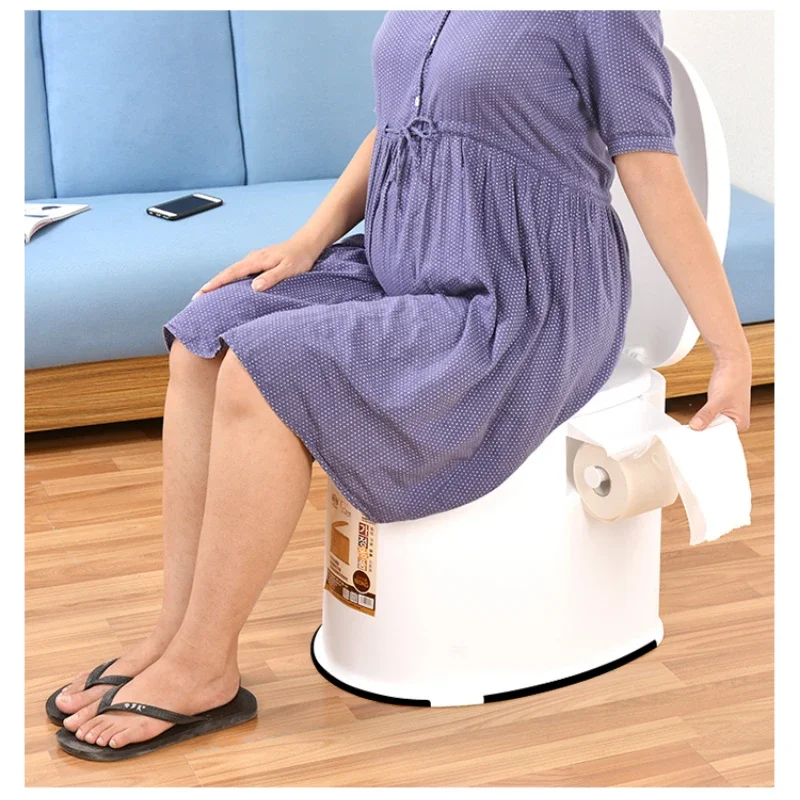 

Modern Portable Elderly Toilet European Design For Pregnant Women Indoor Urinal With Odor And Splash Proof Features Mobile