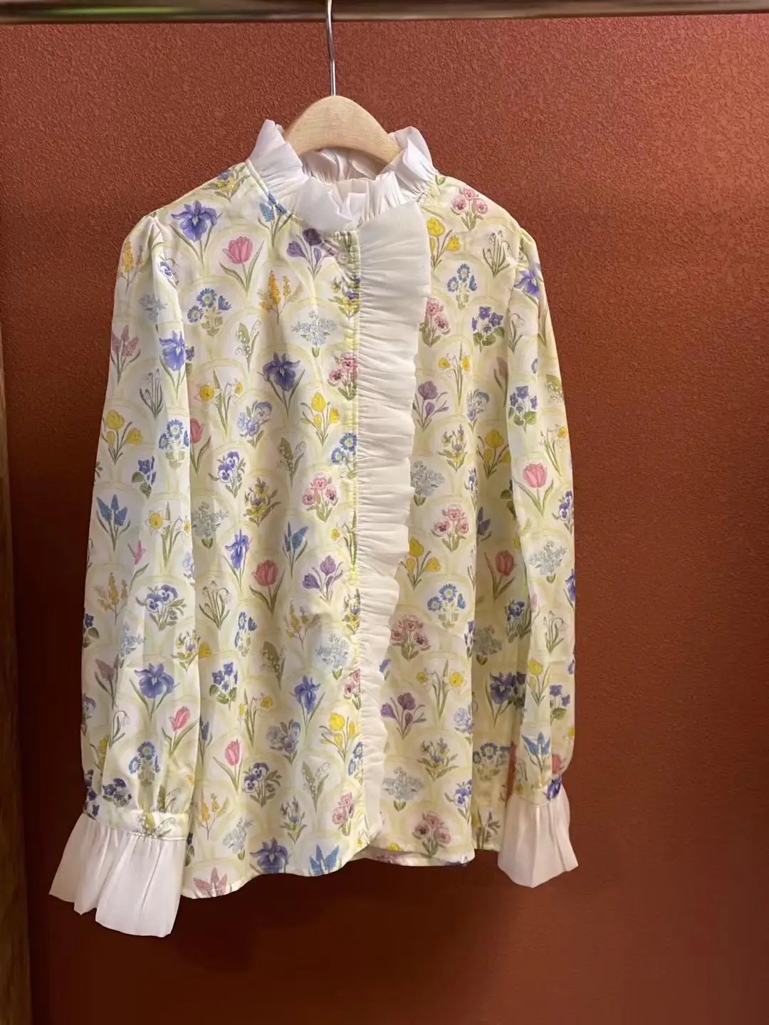 2023 Spring Ruffles Ladies Floral Shirts Tops Elegant Full Sleeve Loose Single-breasted Women Blouses Spring Blusas
2023 Spring Ruffles Ladies Floral Shirts Tops Elegant Full Sleeve Loose Single-breasted Women Blouses Spring Blusas