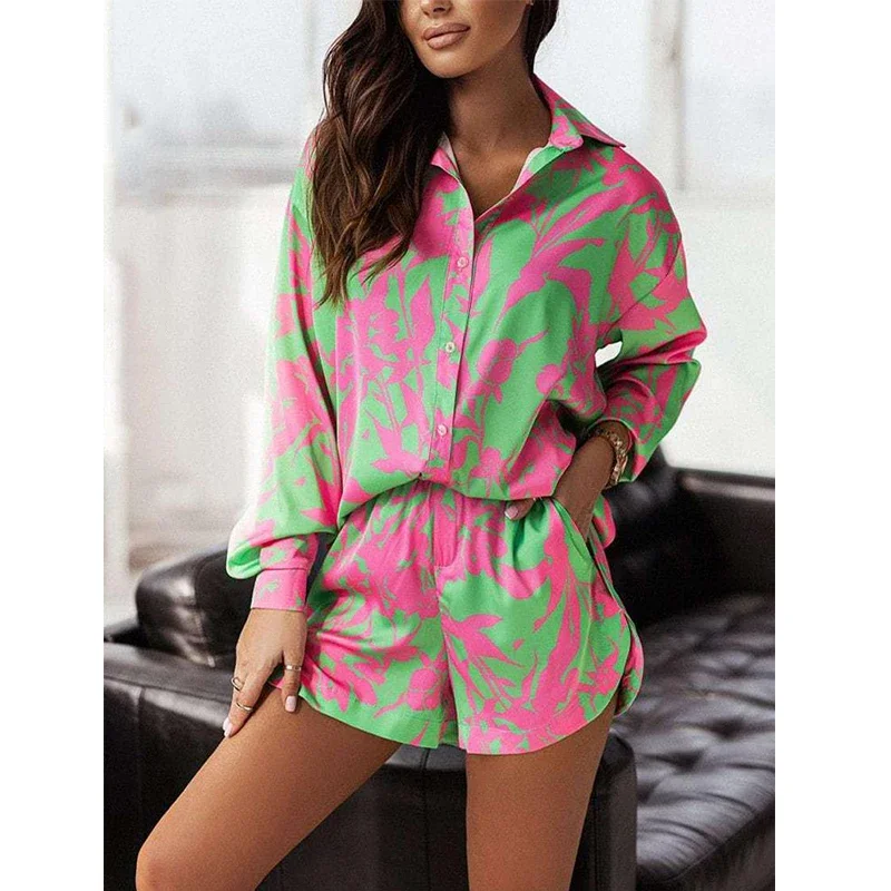 Shorts Suit Women's Summer Pajama Set 2 Pcs Print Ladies Long Sleeve Sleepwear Suit Single Breasted Pijama Suit For Female
Shorts Suit Women's Summer Pajama Set 2 Pcs Print Ladies Long Sleeve Sleepwear Suit Single Breasted Pijama Suit For Female