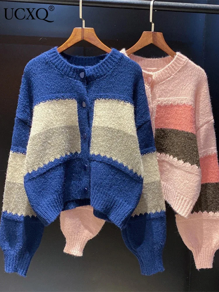 UCXQ Splice Striped Single Breasted Knit Cardigan Sweater Woman Warm Fashion Long Sleeve Outerwear 2023 New Autumn Winter 3A6300
UCXQ Splice Striped Single Breasted Knit Cardigan Sweater Woman Warm Fashion Long Sleeve Outerwear 2023 New Autumn Winter 3A6300