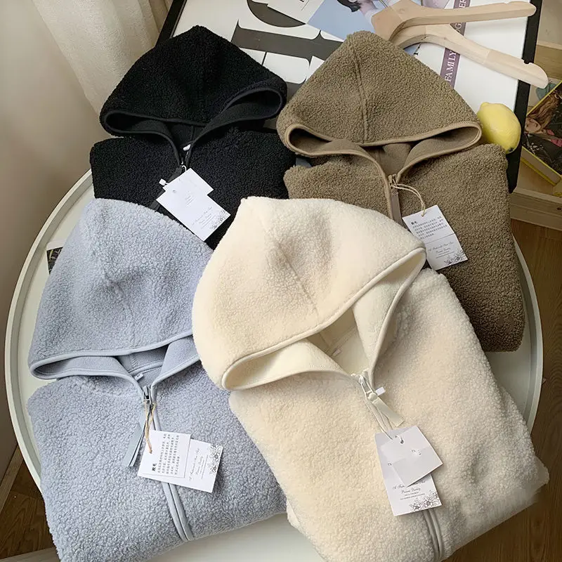 New Autumn Winter Imitation Lamb Wool Coat Women Warm Polar Fleece Thicken Hooded Short Outerwear Woman Loose Cardigan Tops
New Autumn Winter Imitation Lamb Wool Coat Women Warm Polar Fleece Thicken Hooded Short Outerwear Woman Loose Cardigan Tops