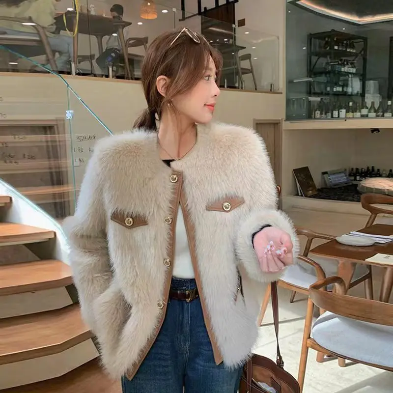 2023 Winter New Fur Coat Women Promotion Fashion Thick Warm Women's Winter Jacket
2023 Winter New Fur Coat Women Promotion Fashion Thick Warm Women's Winter Jacket