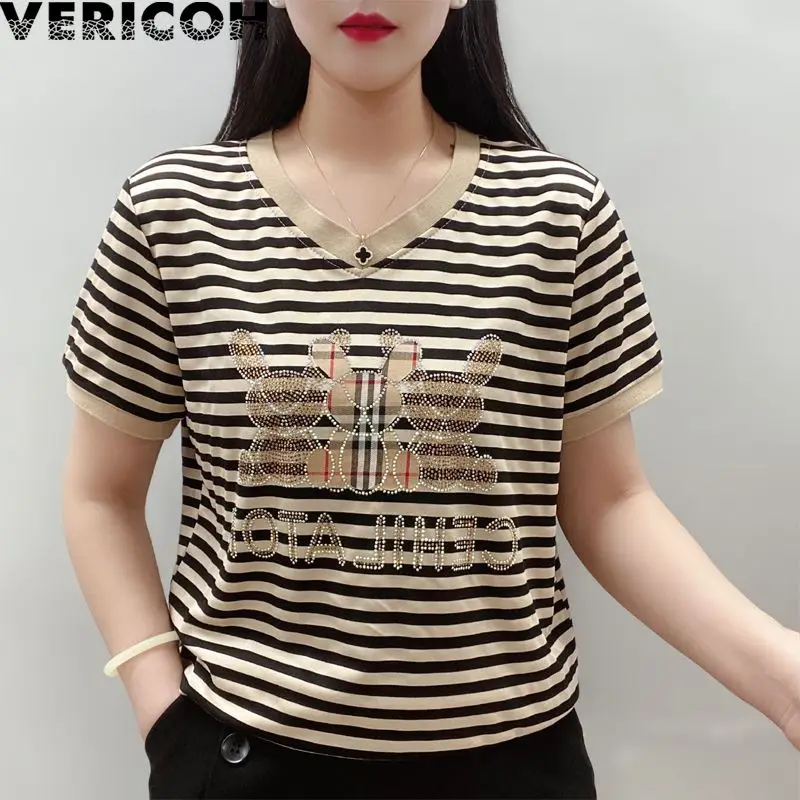 

New Summer Women's V-Neck Short Sleeve Loose Plus Size Pullovers Printed Rhinestone Fashion Casual Classic All Match Tops