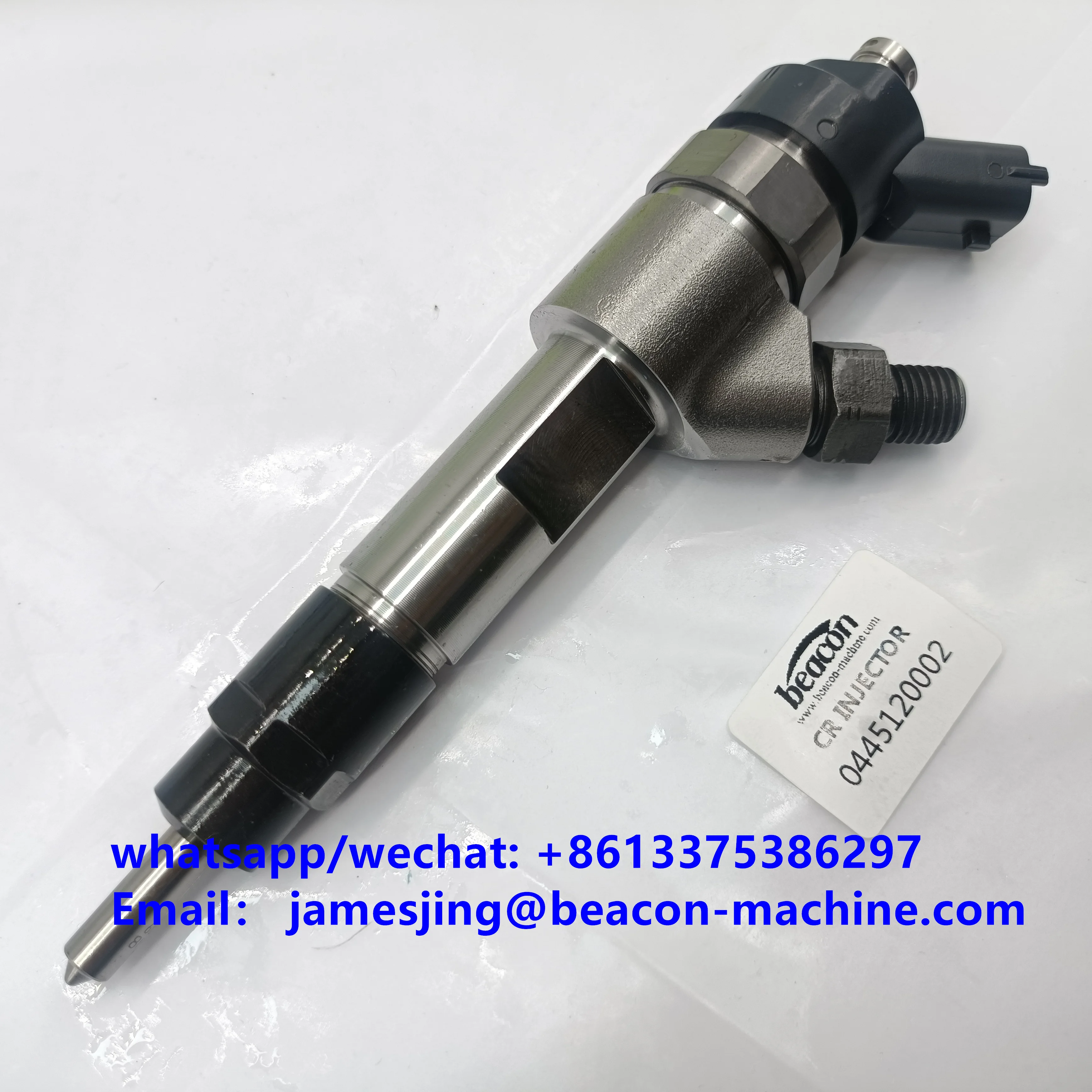 

high quality common rail assembly diesel fuel injector 0445120002 with nozzle DSLA136P804 injector 0 445 120 002 for Iveco