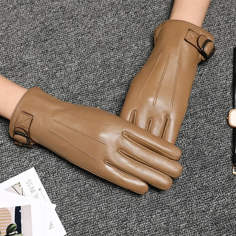 Women's New Fashion Luxury 100% Leather Elegant Gloves Autumn Winter Warm Driving Head Touch Screen Windproof Gloves
Women's New Fashion Luxury 100% Leather Elegant Gloves Autumn Winter Warm Driving Head Touch Screen Windproof Gloves