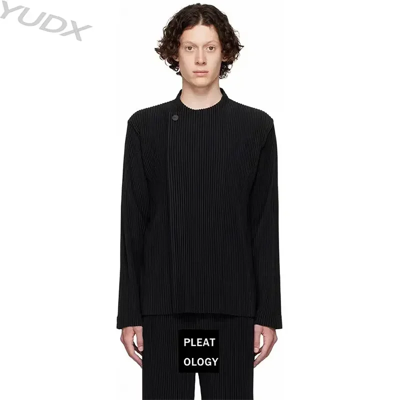 Miyake Pleated Men's 2023 Summer New Chinese Style Men's Suit Senior Three-dimensional Fashion Comfortable Casual Men's Jacket 
Miyake Pleated Men's 2023 Summer New Chinese Style Men's Suit Senior Three-dimensional Fashion Comfortable Casual Men's Jacket