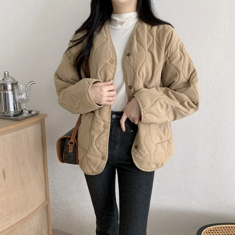2023 Autumn Winter Casual V-neck Basics Style Single Breasted Jacket For Women Oversized Outerwear Fashion Warm Thick Solid Coat
2023 Autumn Winter Casual V-neck Basics Style Single Breasted Jacket For Women Oversized Outerwear Fashion Warm Thick Solid Coat