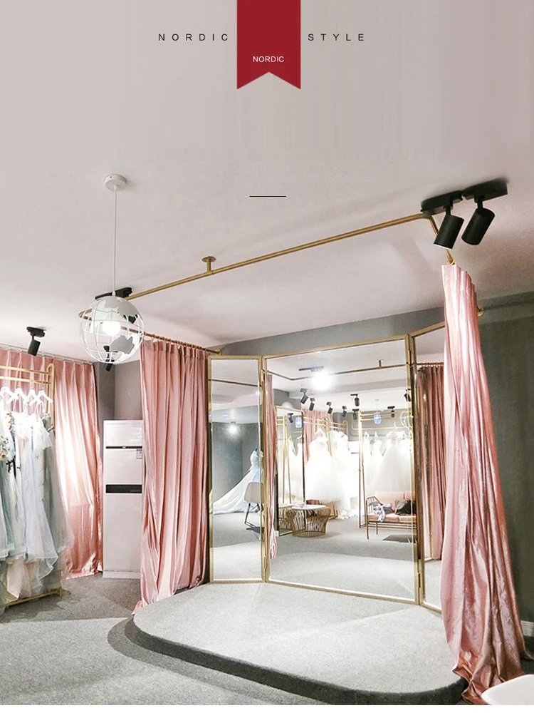 Luxury Gold Cabin Pole U-shaped Wedding Dress Hanger Display Rack Iron Curtain Rod For Bridal Shop,Dress Hall,Fitting Room Decor
Luxury Gold Cabin Pole U-shaped Wedding Dress Hanger Display Rack Iron Curtain Rod For Bridal Shop,Dress Hall,Fitting Room Decor