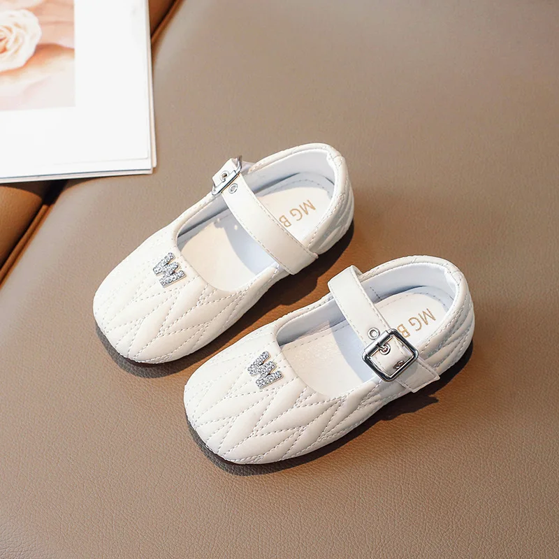 2023 New Girls Flats Versatile Rhinestones Cute Children Mary Jane Shoes Drop Shipping Hook & Loop Buckle Kids Fashion Shoes PU
2023 New Girls Flats Versatile Rhinestones Cute Children Mary Jane Shoes Drop Shipping Hook & Loop Buckle Kids Fashion Shoes PU