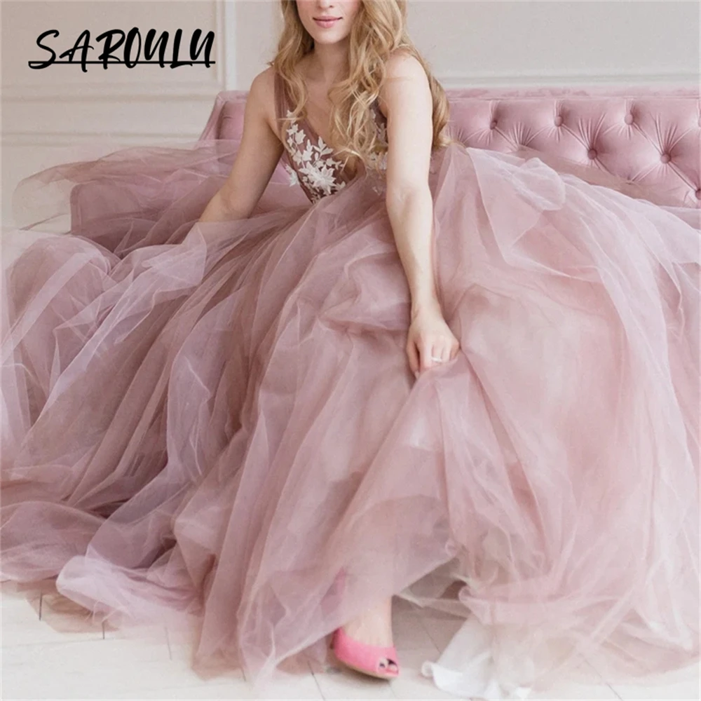 Pink Tulle Wedding Dress Puffy Ball Gown Skirt Deep V-neckline Open Back Floral Embroider Bodice Voluminous Layered Skirt
Pink Tulle Wedding Dress Puffy Ball Gown Skirt Deep V-neckline Open Back Floral Embroider Bodice Voluminous Layered Skirt