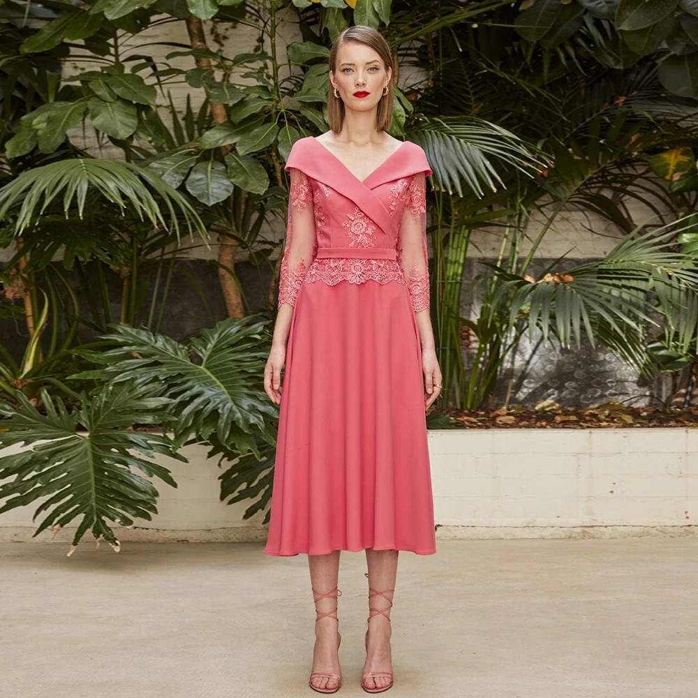 Classic Mother of the Bride Dresses for Weddings V Neck 3/4 Sleeves Wedding Party Gowns Applique Tea Length A-Line فساتين السهرة
Classic Mother of the Bride Dresses for Weddings V Neck 3/4 Sleeves Wedding Party Gowns Applique Tea Length A-Line فساتين السهرة