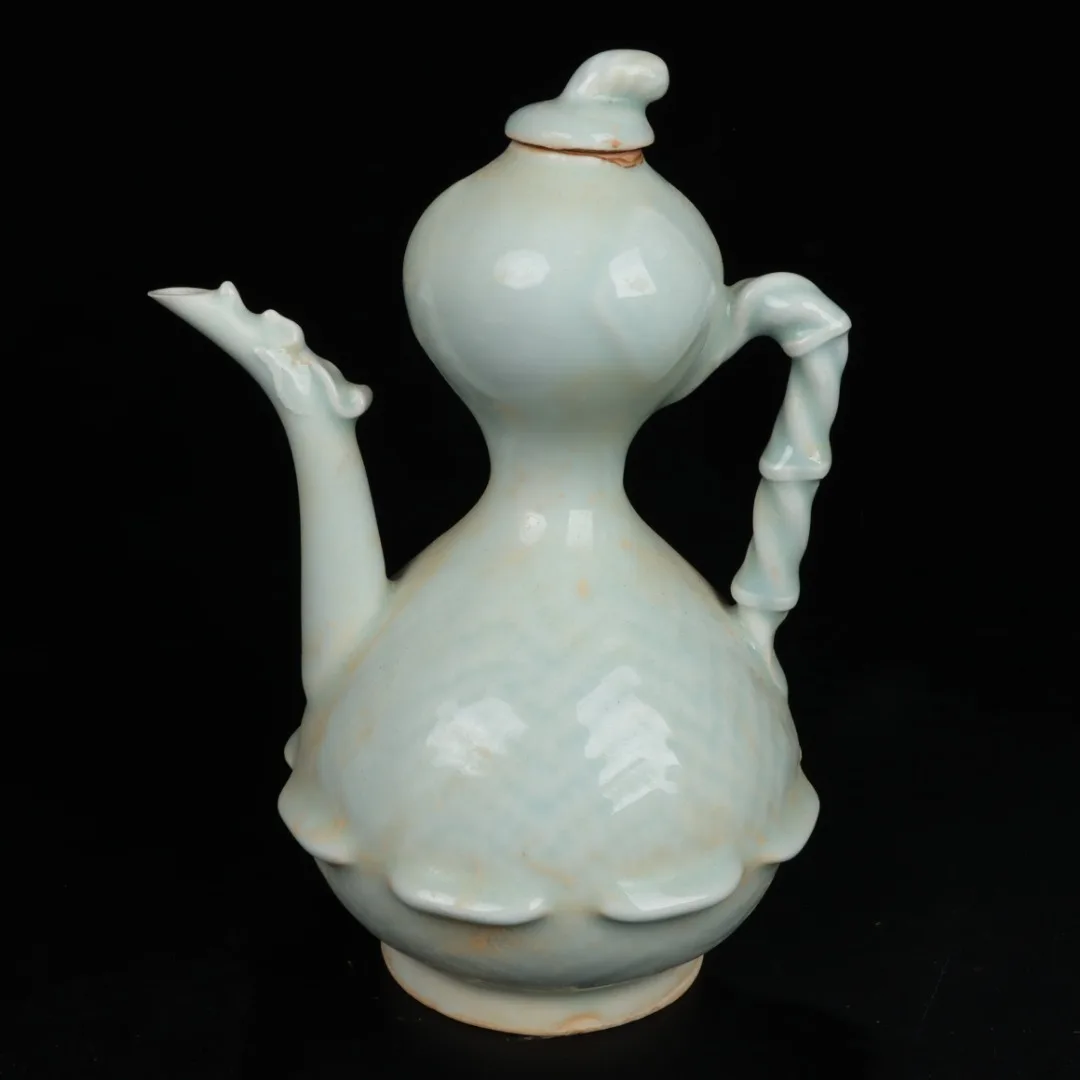 

Song Hutian Kiln Handheld Pot, Tea Pot, Jingdezhen Retro Porcelain Home Decoration Ornament