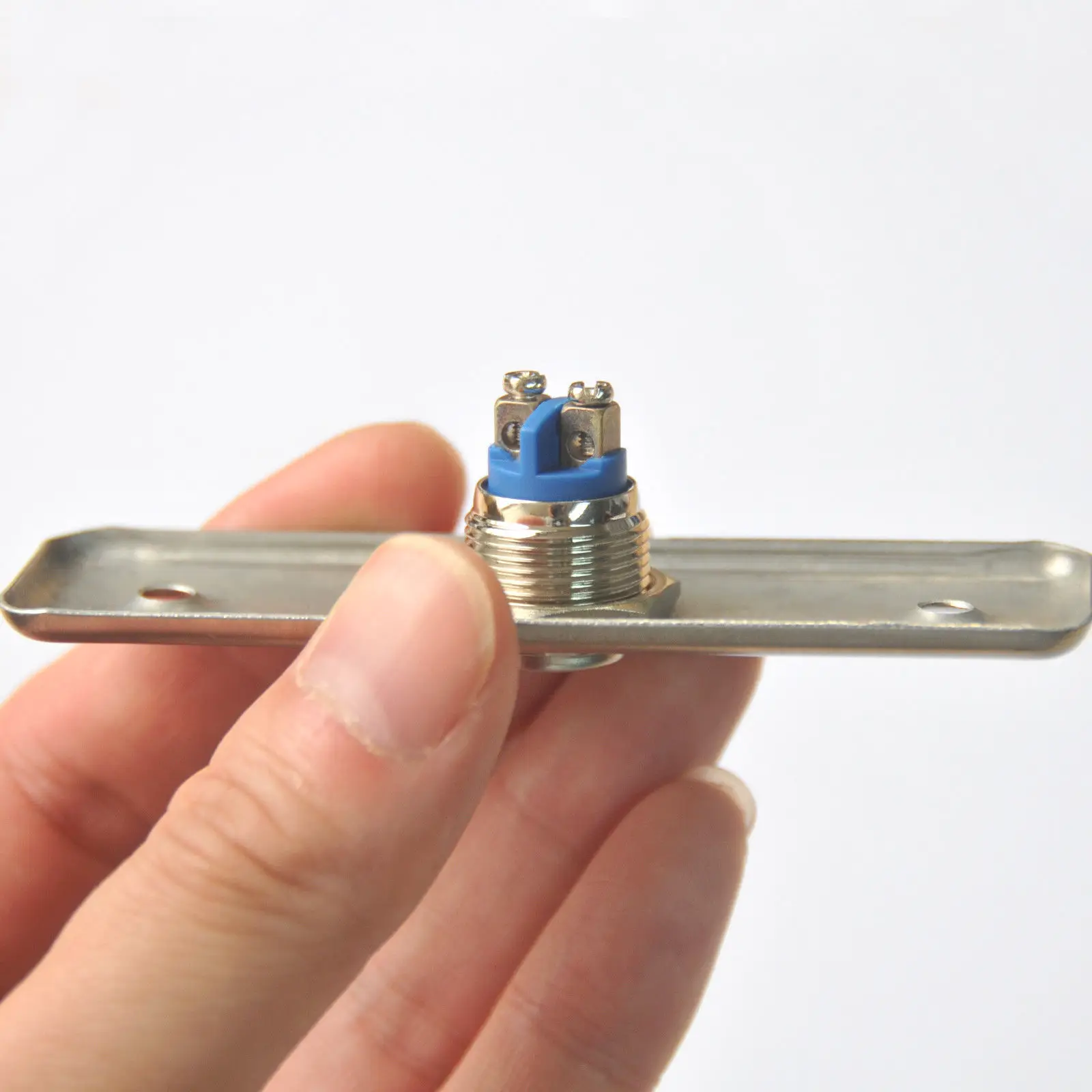 3A 36V DC For Access Control Door Switch Stainless Steel Slim Exit Push Release Button For Hollow Doorframe With Width Over 28MM
3A 36V DC For Access Control Door Switch Stainless Steel Slim Exit Push Release Button For Hollow Doorframe With Width Over 28MM