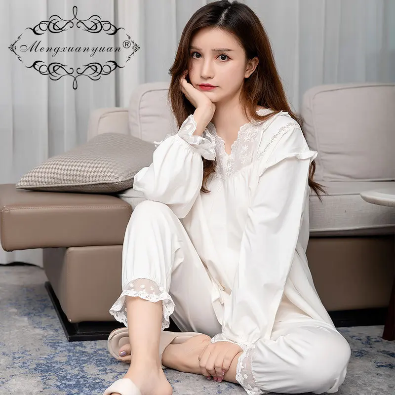 Korean Autumn Lace Elegant Pure Color Cotton 2022 Pajamas Women Cotton Sweet Palace Style Pajamas Set Home Clothes
Korean Autumn Lace Elegant Pure Color Cotton 2022 Pajamas Women Cotton Sweet Palace Style Pajamas Set Home Clothes