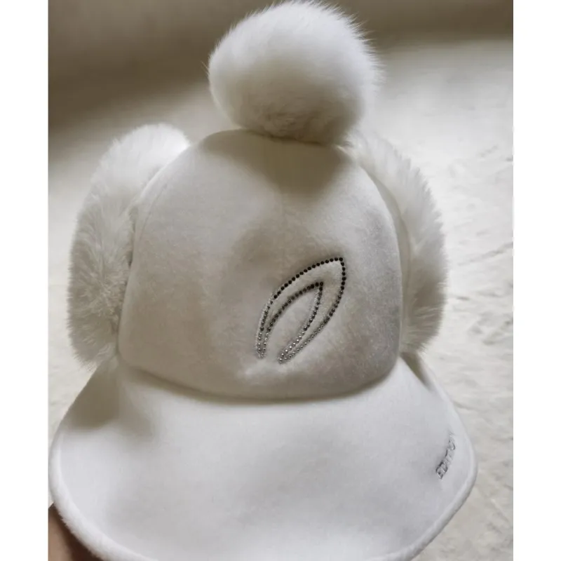 Winter New Women's Warm Plush Hat Women's Sunshade and Windproof Fashion Sports Hat Baseball Hat with Fluffy Warm Earmuffs
Winter New Women's Warm Plush Hat Women's Sunshade and Windproof Fashion Sports Hat Baseball Hat with Fluffy Warm Earmuffs