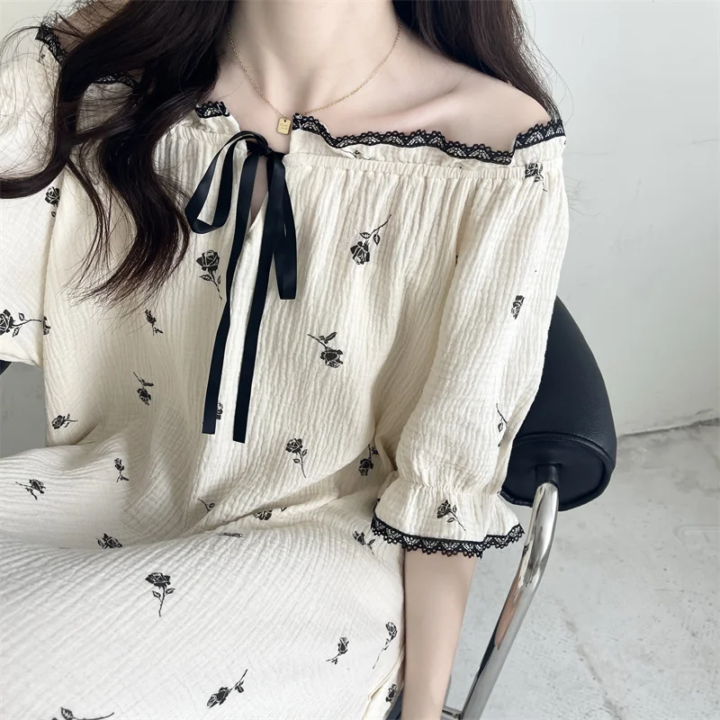 Rose Flowers Print Nightgown Women Short Sleeve Lacework Short Sleeve Summer Nightdress Crepe Cotton Gauze Home Clothes D443
Rose Flowers Print Nightgown Women Short Sleeve Lacework Short Sleeve Summer Nightdress Crepe Cotton Gauze Home Clothes D443