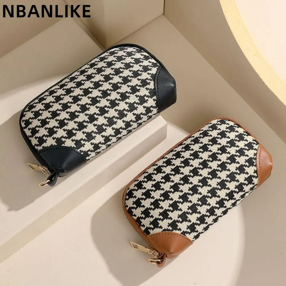 Fashion Houndstooth Zipper Purse Simple Portable Long Style Wallet Large Capacity Handbag
Fashion Houndstooth Zipper Purse Simple Portable Long Style Wallet Large Capacity Handbag