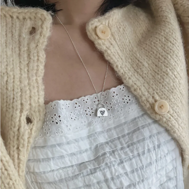 PANJBJ 925 Sterling Silver Zircon Love Heart Necklace for Women Girl Fashion Individuality Jewelry Birthday Gift Dropshipping
PANJBJ 925 Sterling Silver Zircon Love Heart Necklace for Women Girl Fashion Individuality Jewelry Birthday Gift Dropshipping