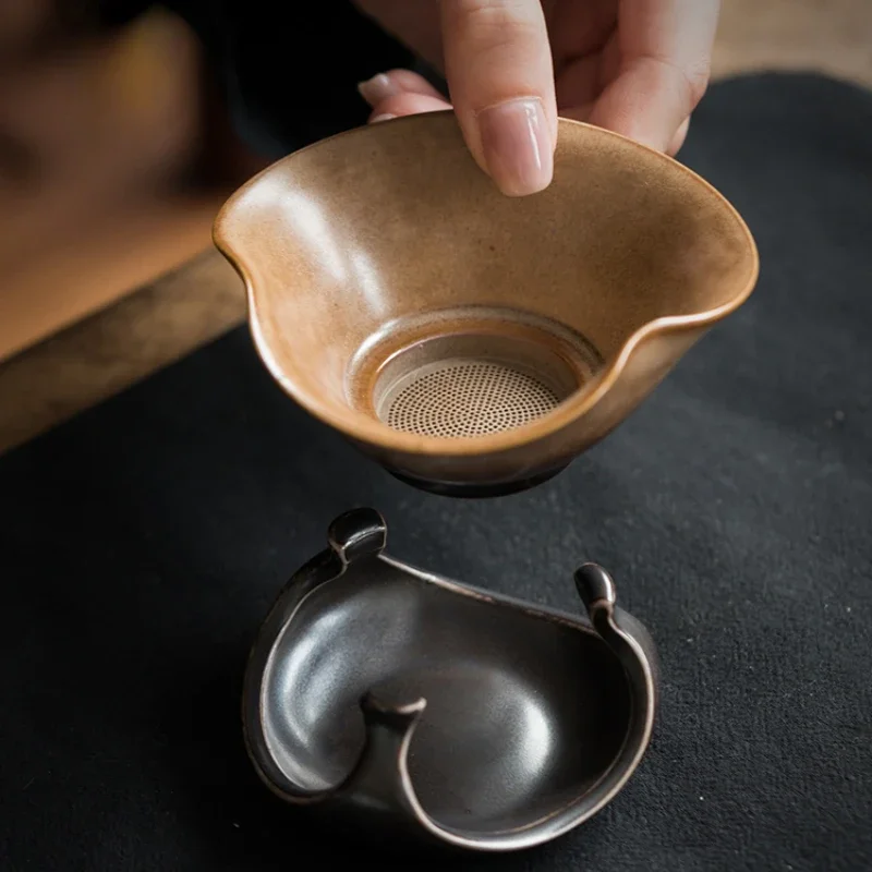 

Plain Yellow Roasted Tea Filter Lotus Leaf Porcelain Hole Tea Leak Creative Ceramic Funnel Kung Fu Tea Accessories