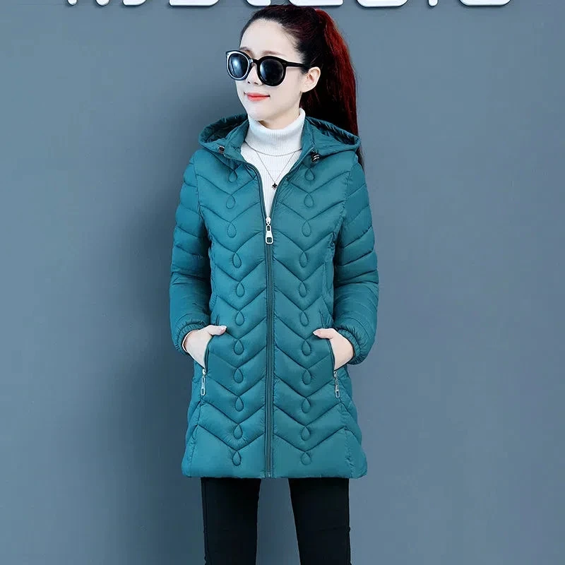 Parkas Women Winter Jacket 2023 New Fashion Slim Hooded Coat Warm Down Cotton Jackets Casual Thicke Female Cotton Outwear 6XL
Parkas Women Winter Jacket 2023 New Fashion Slim Hooded Coat Warm Down Cotton Jackets Casual Thicke Female Cotton Outwear 6XL