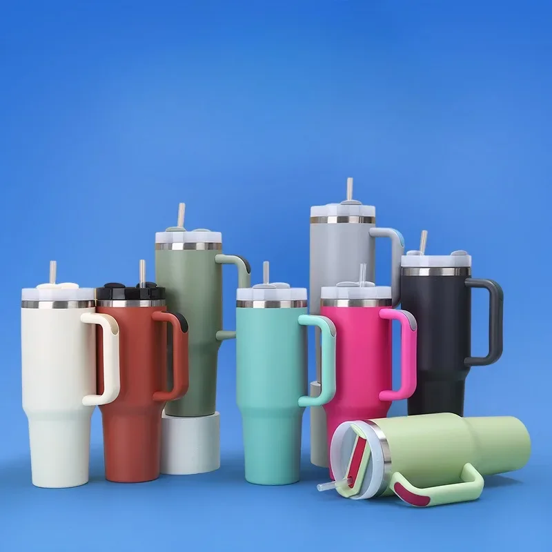 Вакуумный стакан из нержавеющей стали объемом 40 унций с крышкой и соломинкой, кружка для кофе, стеклянная чашка с ручкой и соломинкой, идеальный подарок на открытом воздухе
Вакуумный стакан из нержавеющей стали объемом 40 унций с крышкой и соломинкой, кружка для кофе, стеклянная чашка с ручкой и соломинкой, идеальный подарок на открытом воздухе