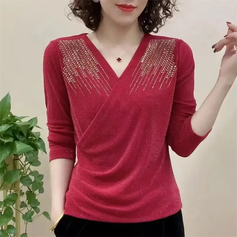 High-Grade Mesh Rhinestone Bottoming Shirt Women's Autumn And Winter New Western Style Joker Wear Warm Blouse Underwear
High-Grade Mesh Rhinestone Bottoming Shirt Women's Autumn And Winter New Western Style Joker Wear Warm Blouse Underwear