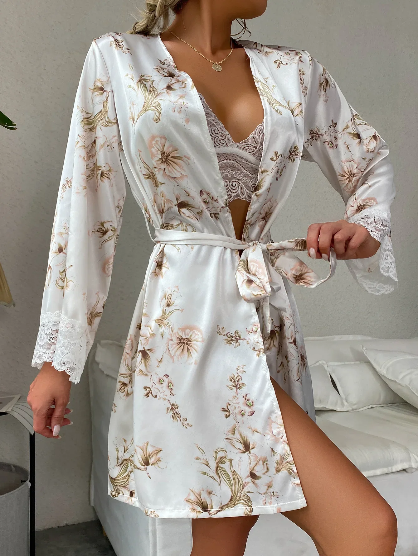 Print Robe Sleepwear Women Kimono Nightgown Lingerie V-Neck Bridesmaid Dressing Gown Nightdress Bathrobe Summer Nightwear Print Robe Sleepwear Women Kimono Nightgown Lingerie V-Neck Bridesmaid Dressing Gown Nightdress Bathrobe Summer Nightwear