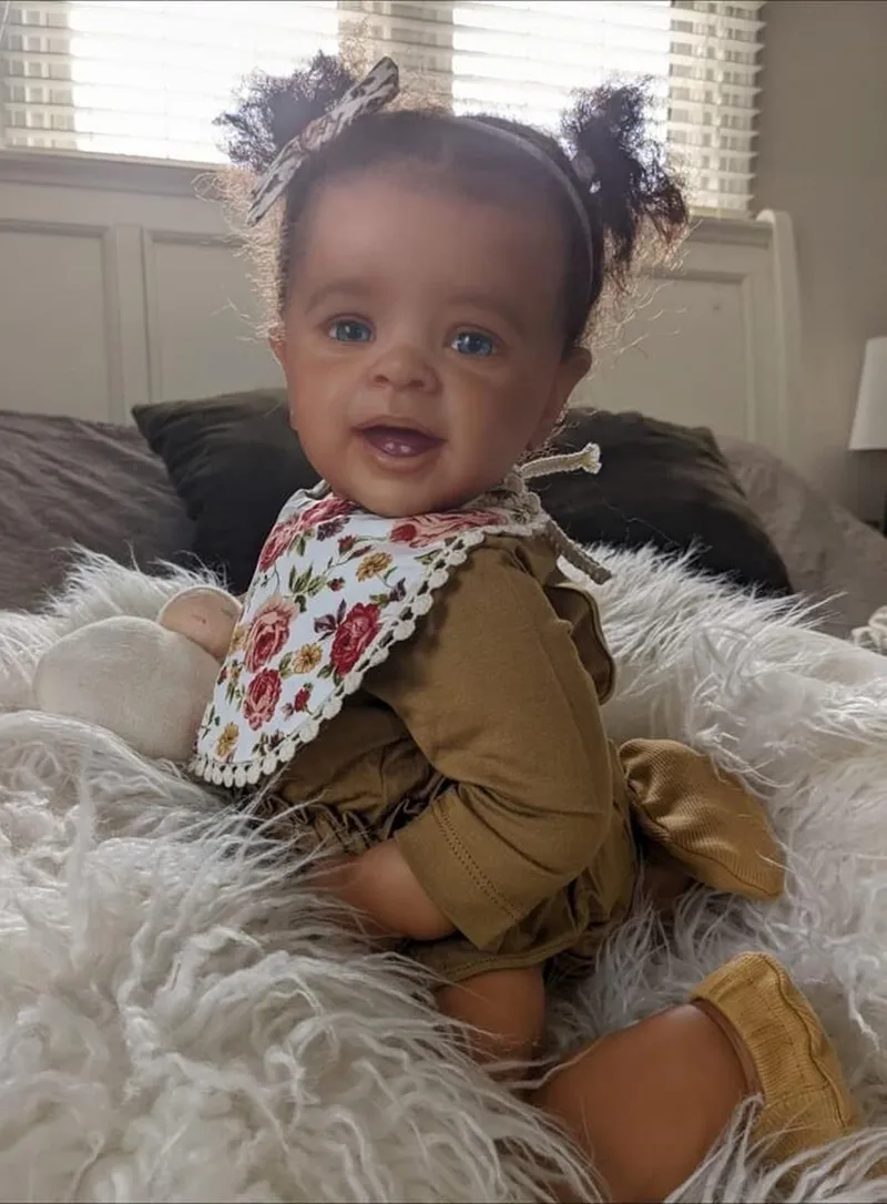 60CM Already Finished Doll Yannik in Dark Skin Handmade Painted Doll 3D Skin Soft Cloth Toddler Girl Child Gift Bebe Reborn Toy
60CM Already Finished Doll Yannik in Dark Skin Handmade Painted Doll 3D Skin Soft Cloth Toddler Girl Child Gift Bebe Reborn Toy
