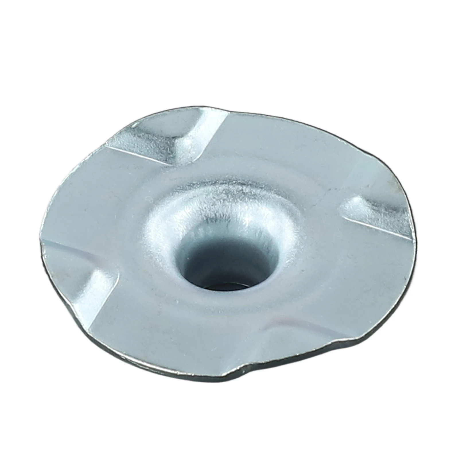 Durable Template Guide Bush for 3701 3703 3709 Trimming Machine, Enhance Precision Trimming, Easy to Install and Use
Durable Template Guide Bush for 3701 3703 3709 Trimming Machine, Enhance Precision Trimming, Easy to Install and Use