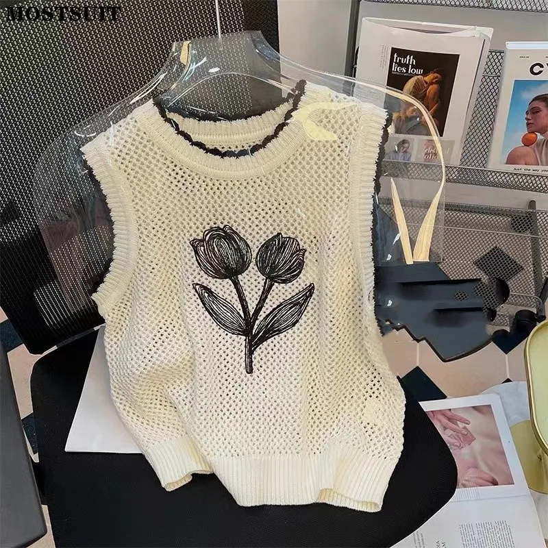 

Summer Tulip Knitted Sleeveless Vest Pullover Women 2022 Korean Vintage Chic Knitwear Hollow Round Neck Short Vest Sweaters Tops