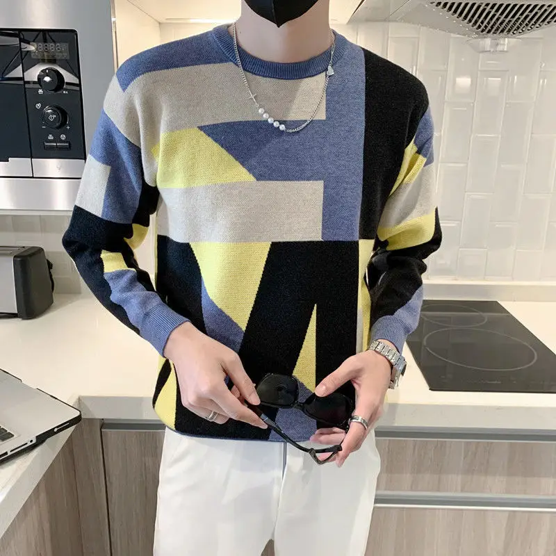 Winter round neck men's fashion casual print bottoming shirt long sleeve mens sweater
Winter round neck men's fashion casual print bottoming shirt long sleeve mens sweater