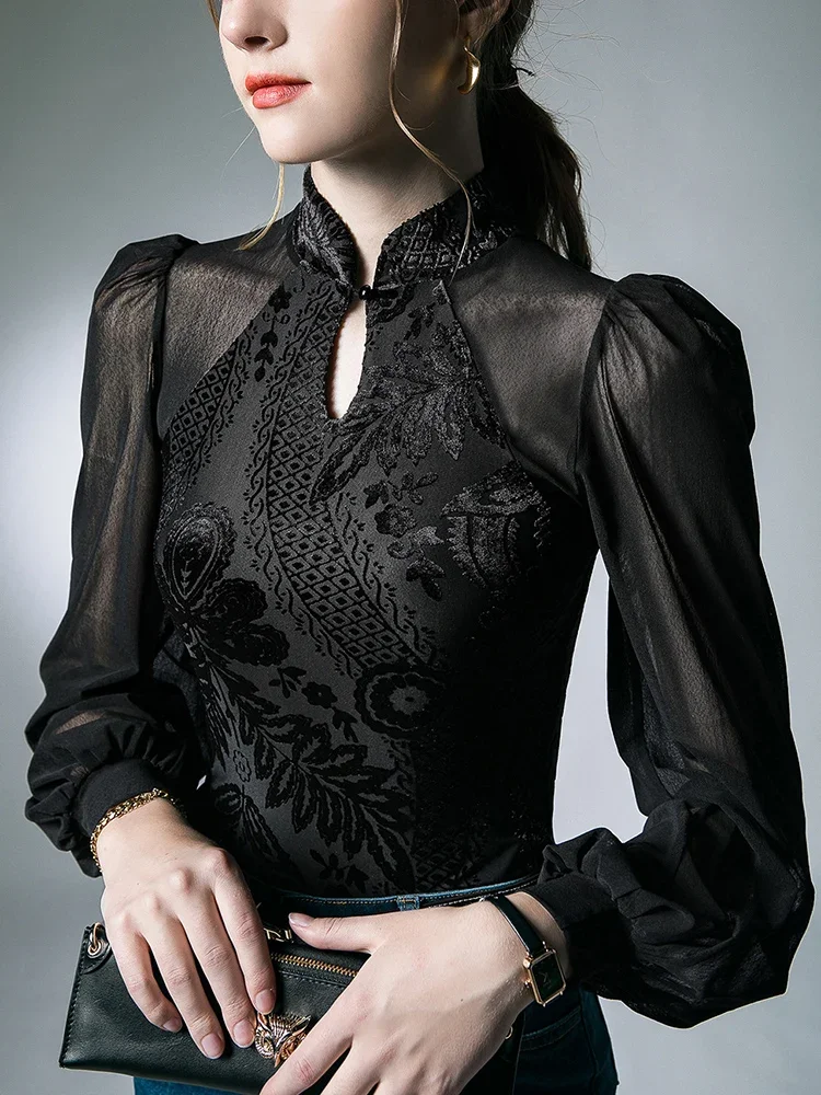 Женская футболка с длинным рукавом, с воротником-стойкой
Женская футболка с длинным рукавом, с воротником-стойкой